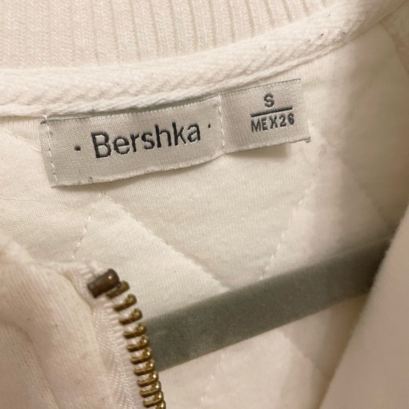Bershka Quilted Bomber Jacket - Picture 3 of 8